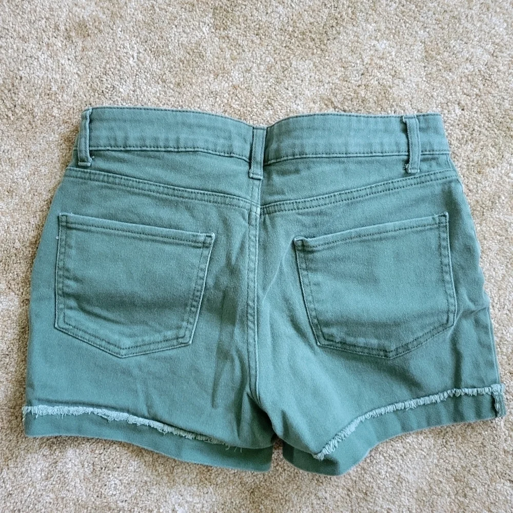 Green Denim mini shorts - Picture 3 of 3